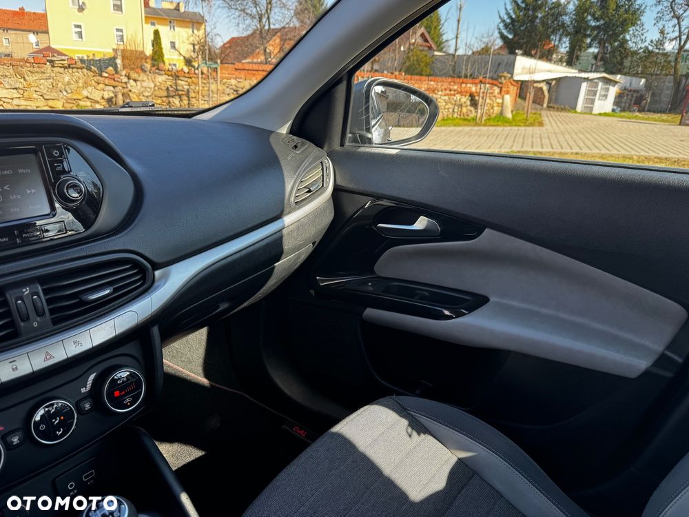 Fiat Tipo 1.6 MultiJet Lounge - 20