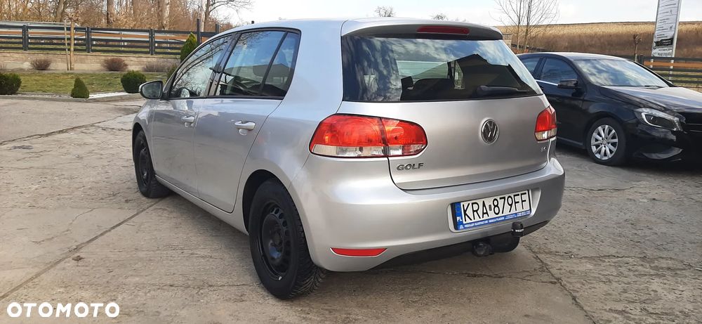 Volkswagen Golf - 16