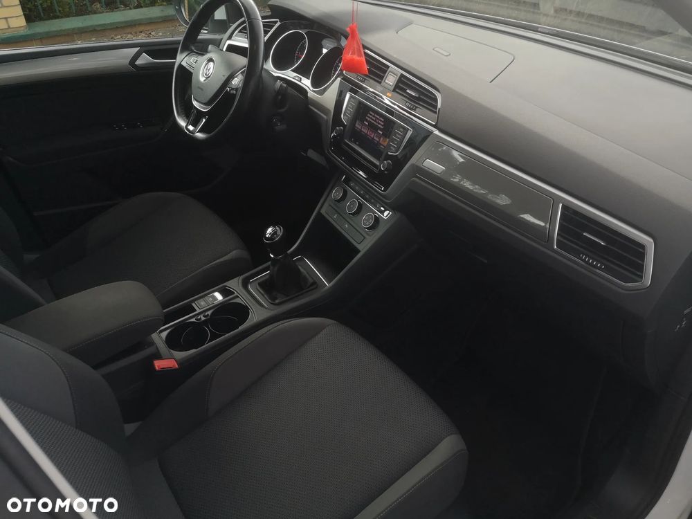 Volkswagen Touran 1.6 TDI SCR (BlueMotion Technology) Comfortline - 13