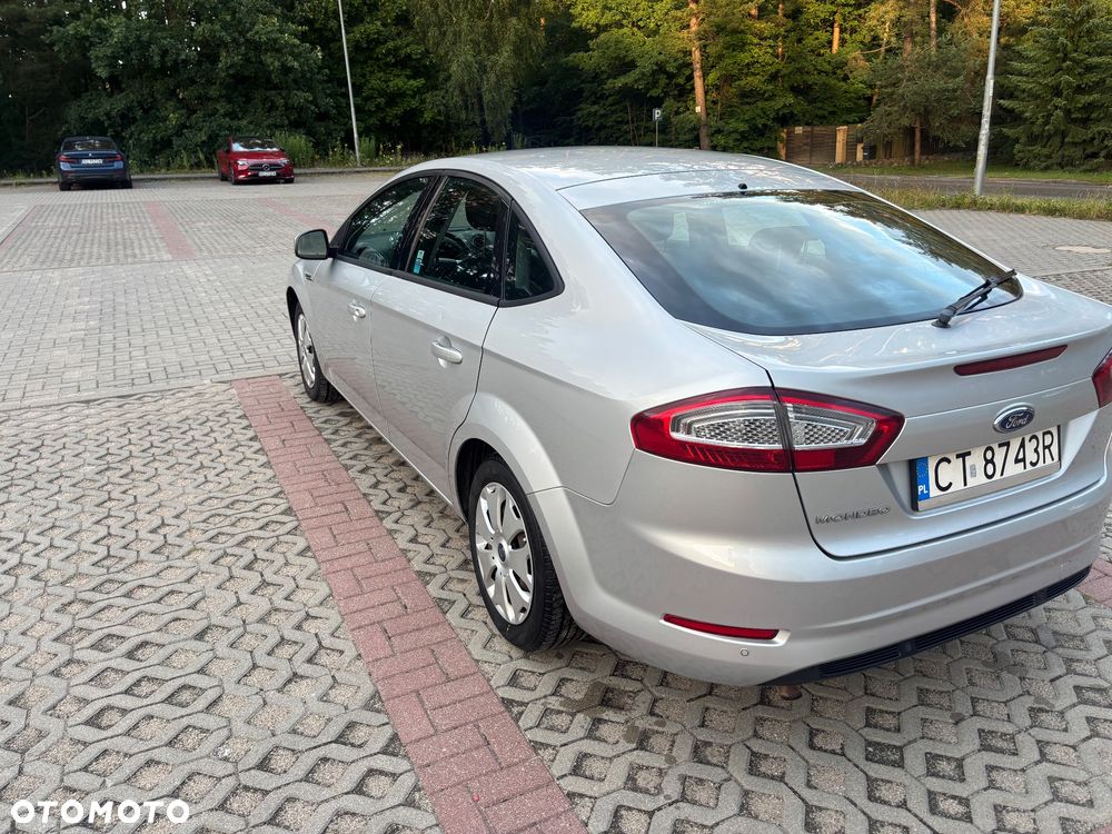 Ford Mondeo 2.0 Titanium - 9