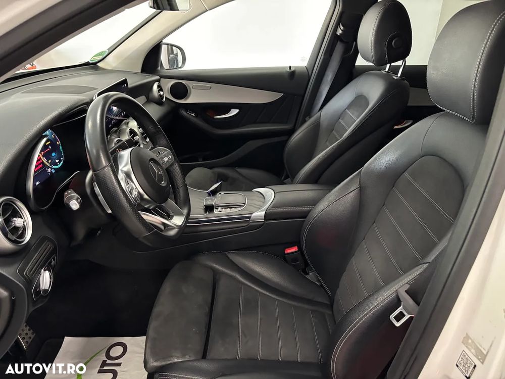 Mercedes-Benz GLC 300 de 4Matic 9G-TRONIC AMG Line Plus - 15