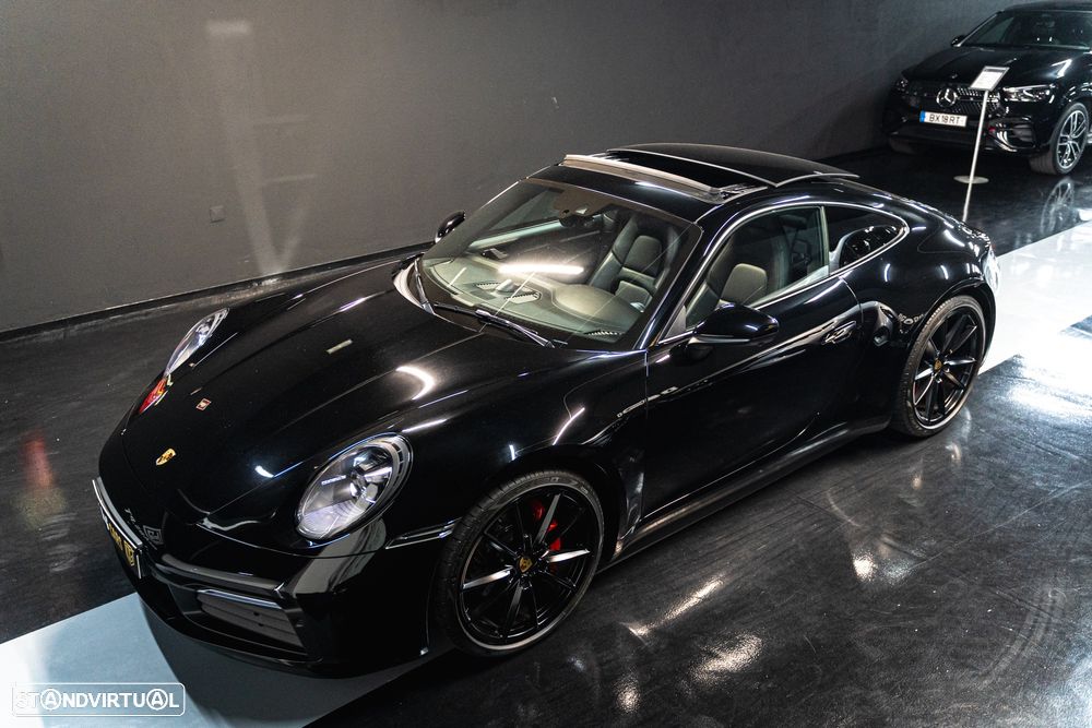 Porsche 911 (992) Carrera 4 PDK - 29