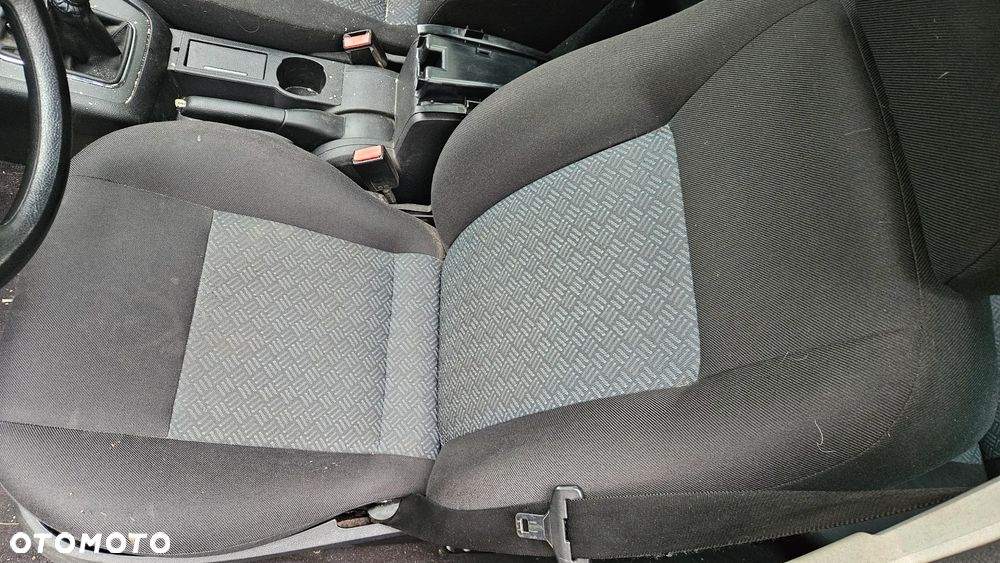 Ford Mondeo MK3 fotel przód przedni prawy - 2