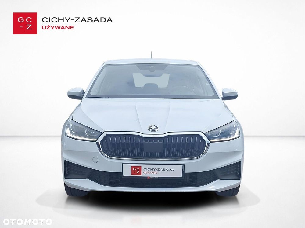 Skoda Fabia - 8