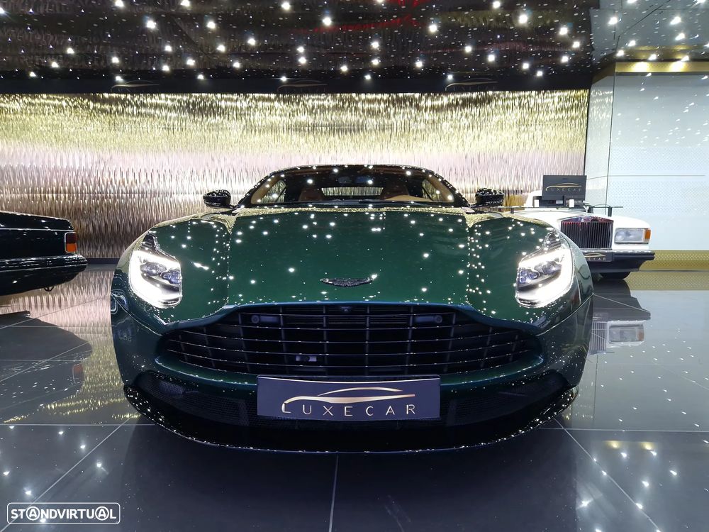 Aston Martin DB11 Volante V8 - 7