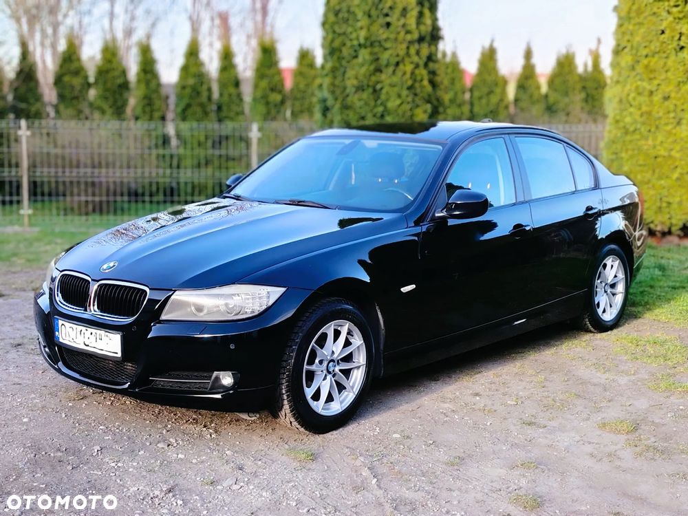 BMW Seria 3 318d - 1