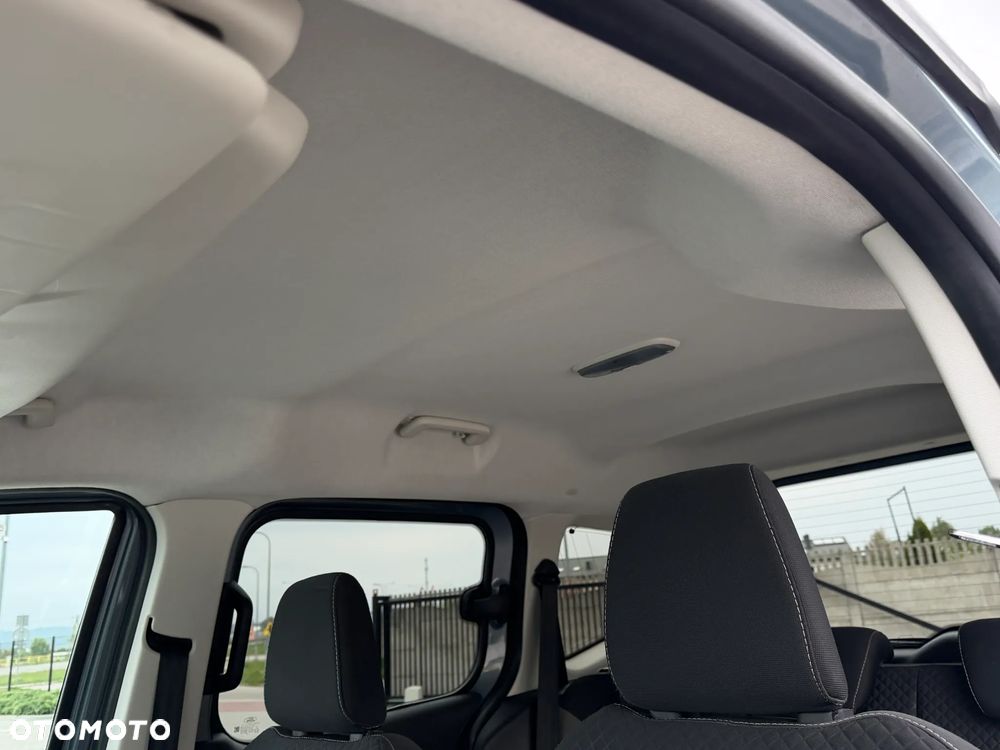 Ford Tourneo Courier 1.5 TDCi Trend - 21