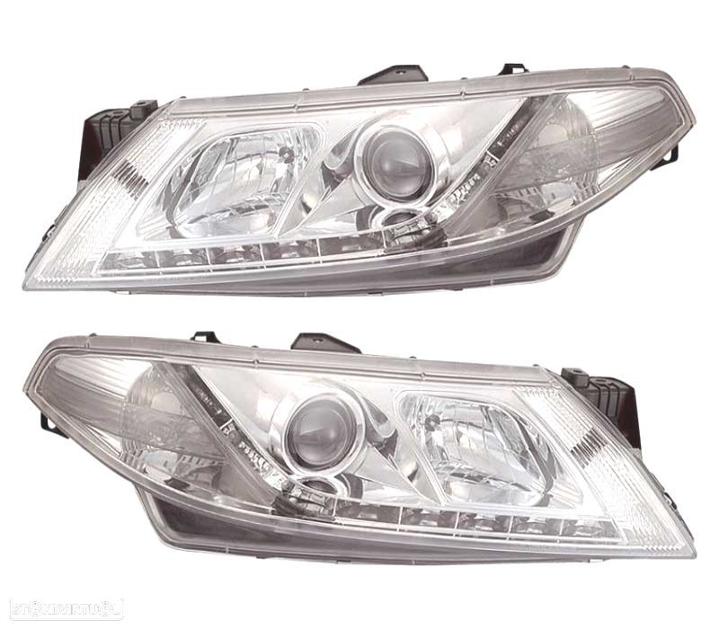 FARÓIS RENAULT LAGUNA 01-05 LUZ DIURNA LED FUNDO CROMADO - 1