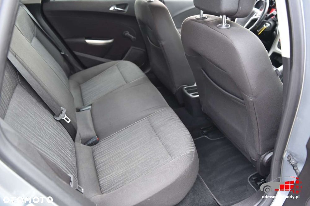 Opel Astra - 20
