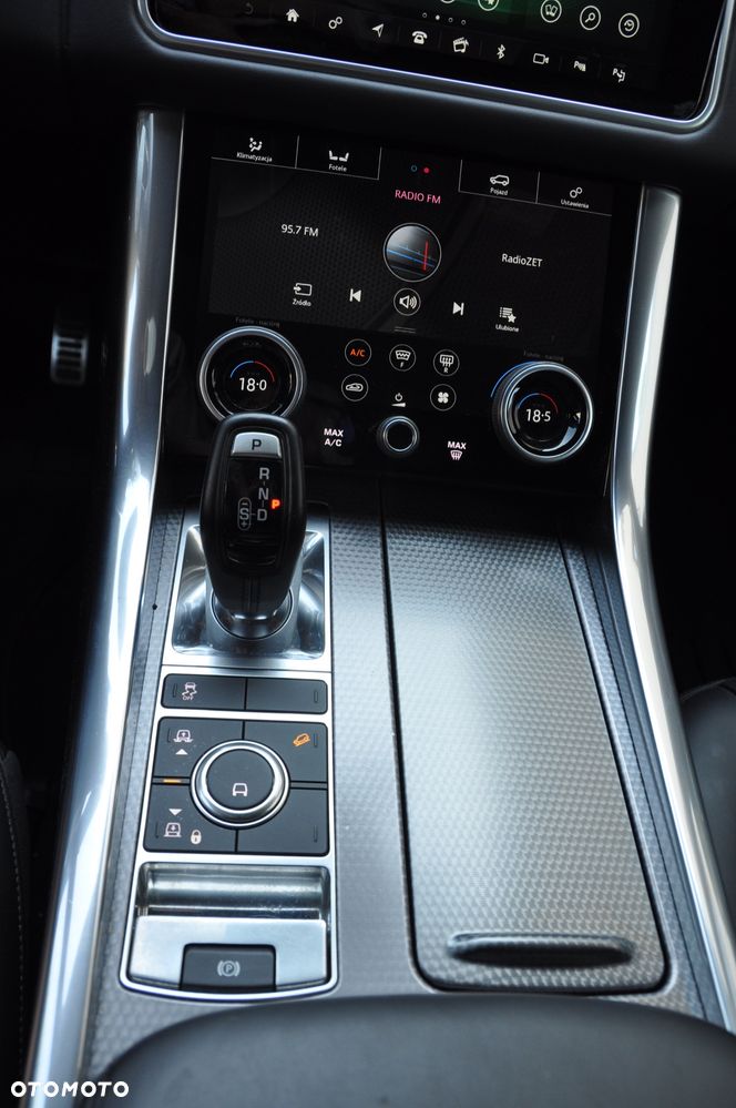 Land Rover Range Rover Sport S 3.0 SD V6 HSE Dynamic - 34