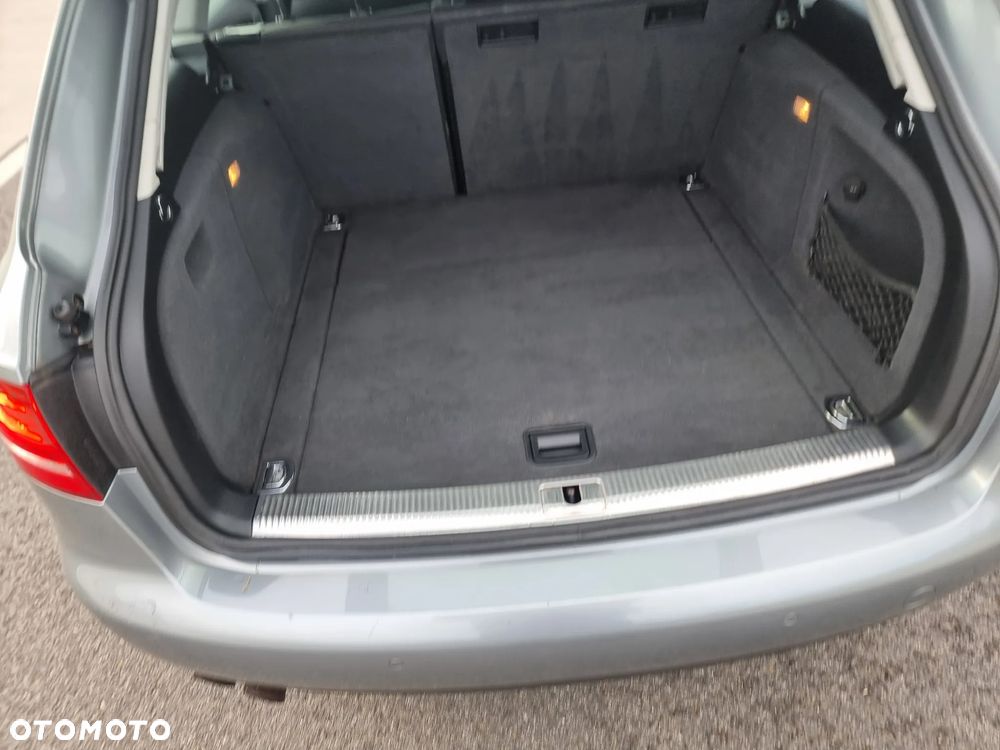 Audi A4 Avant - 8