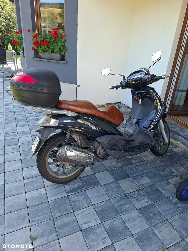 Piaggio Beverly - 1