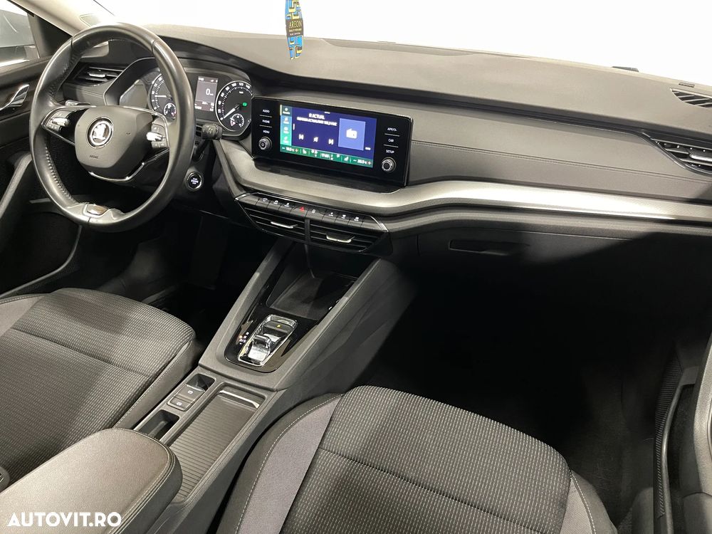 Skoda Octavia 2.0 TDI DSG Ambition - 9
