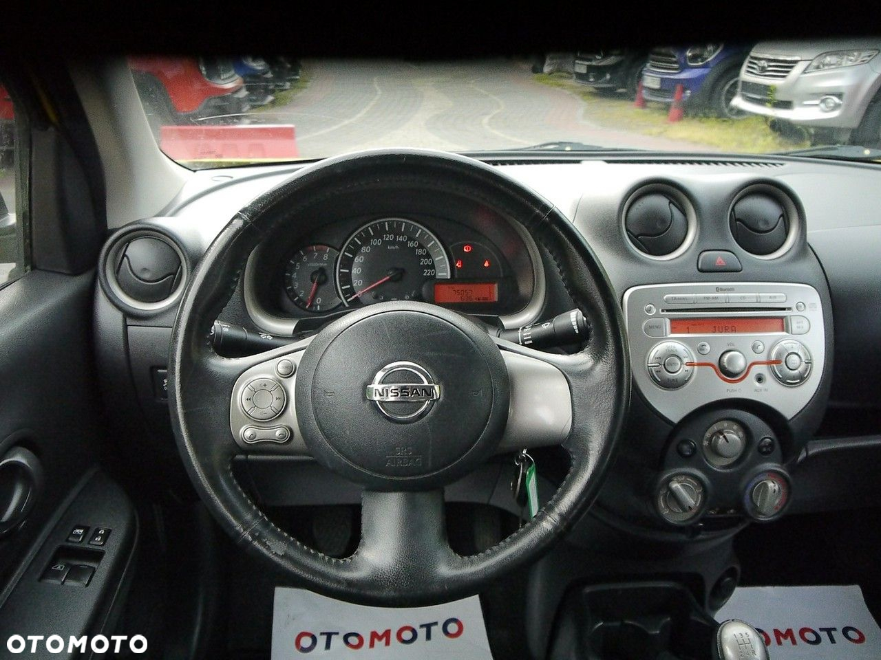 Nissan Micra 1.2 30 Jahre Edition - 21