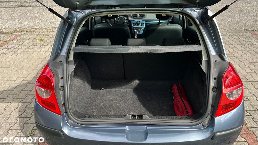 Renault Clio 1.2 16V Expression - 18