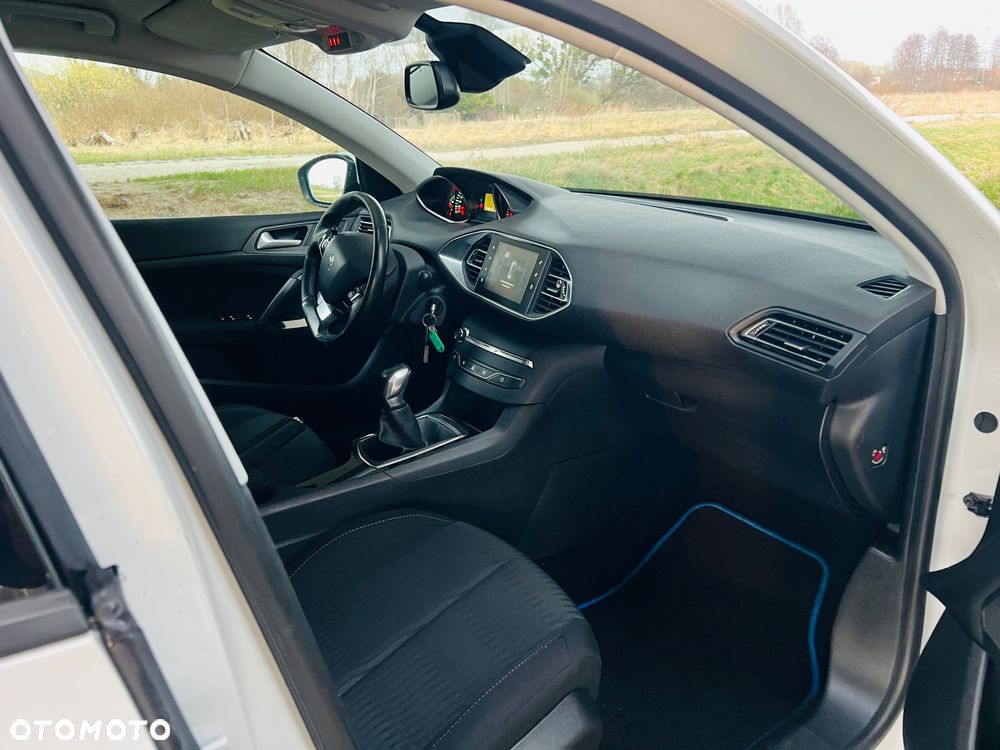 Peugeot 308 1.6 BlueHDi Business Line S&S - 16