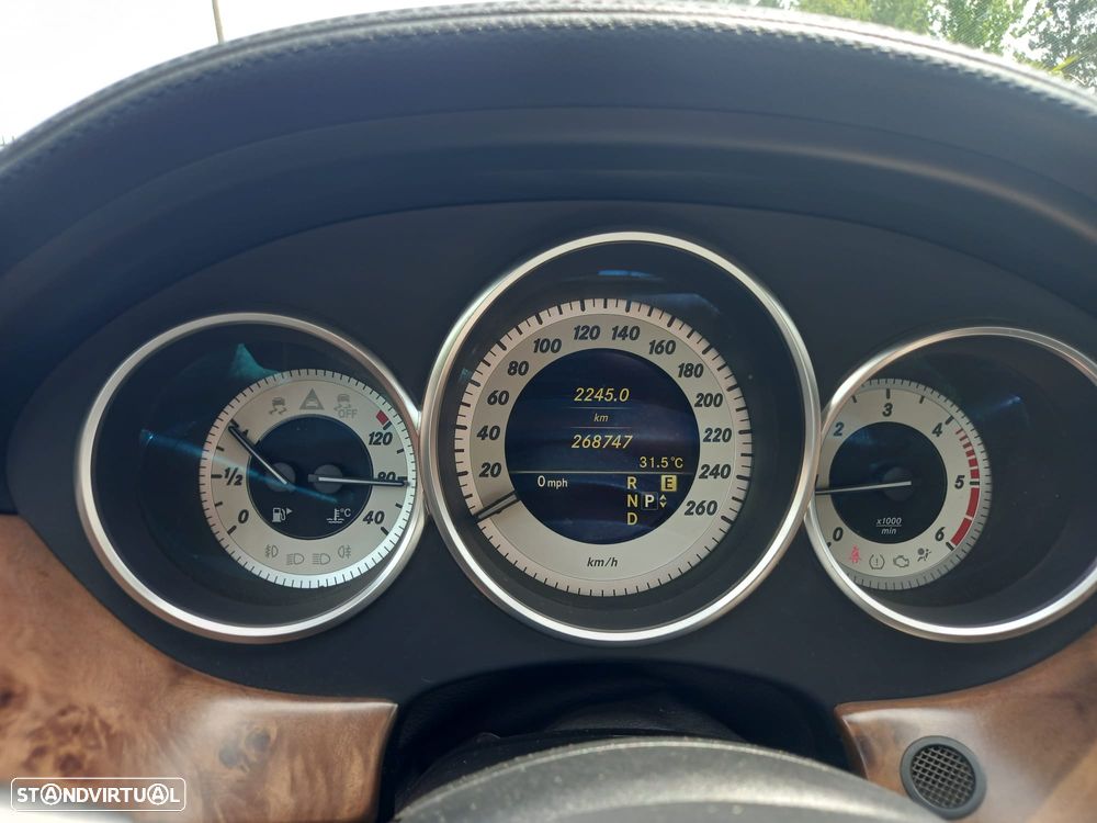 Mercedes-Benz CLS 250 CDI DPF BlueEFFICIENCY 7G-TRONIC - 18