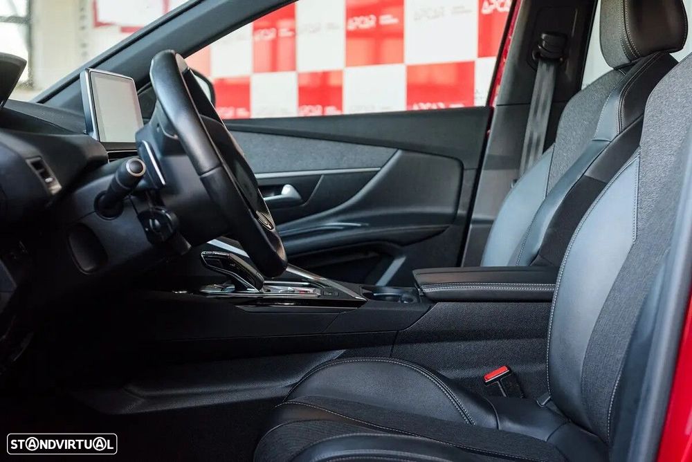 Peugeot 3008 1.5 BlueHDi GT EAT8 - 33