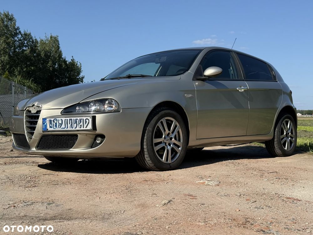 Alfa Romeo 147 - 1
