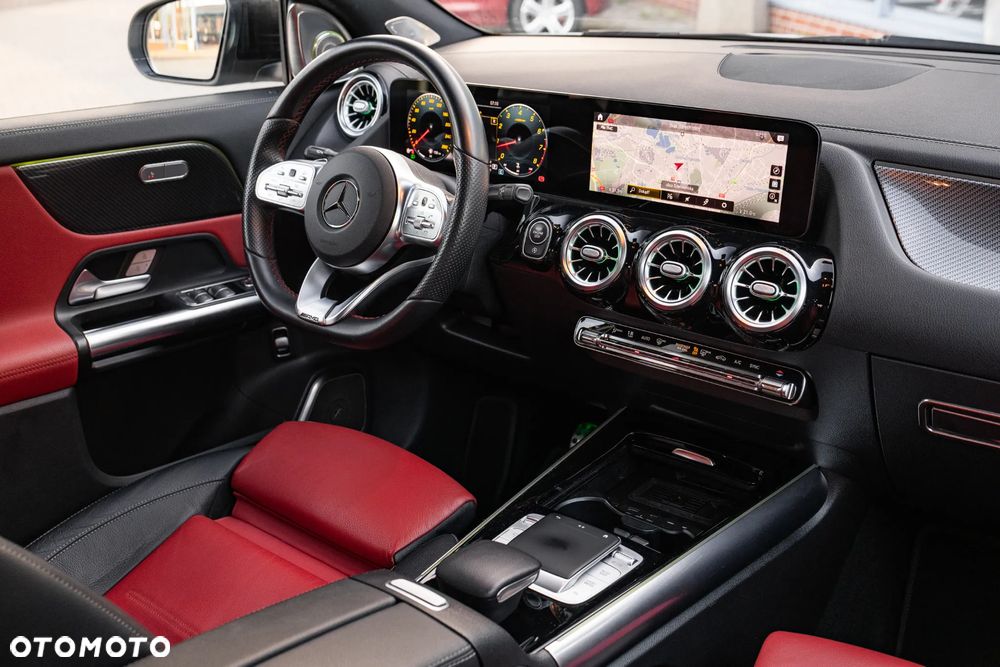 Mercedes-Benz GLA 250 AMG Line - 5