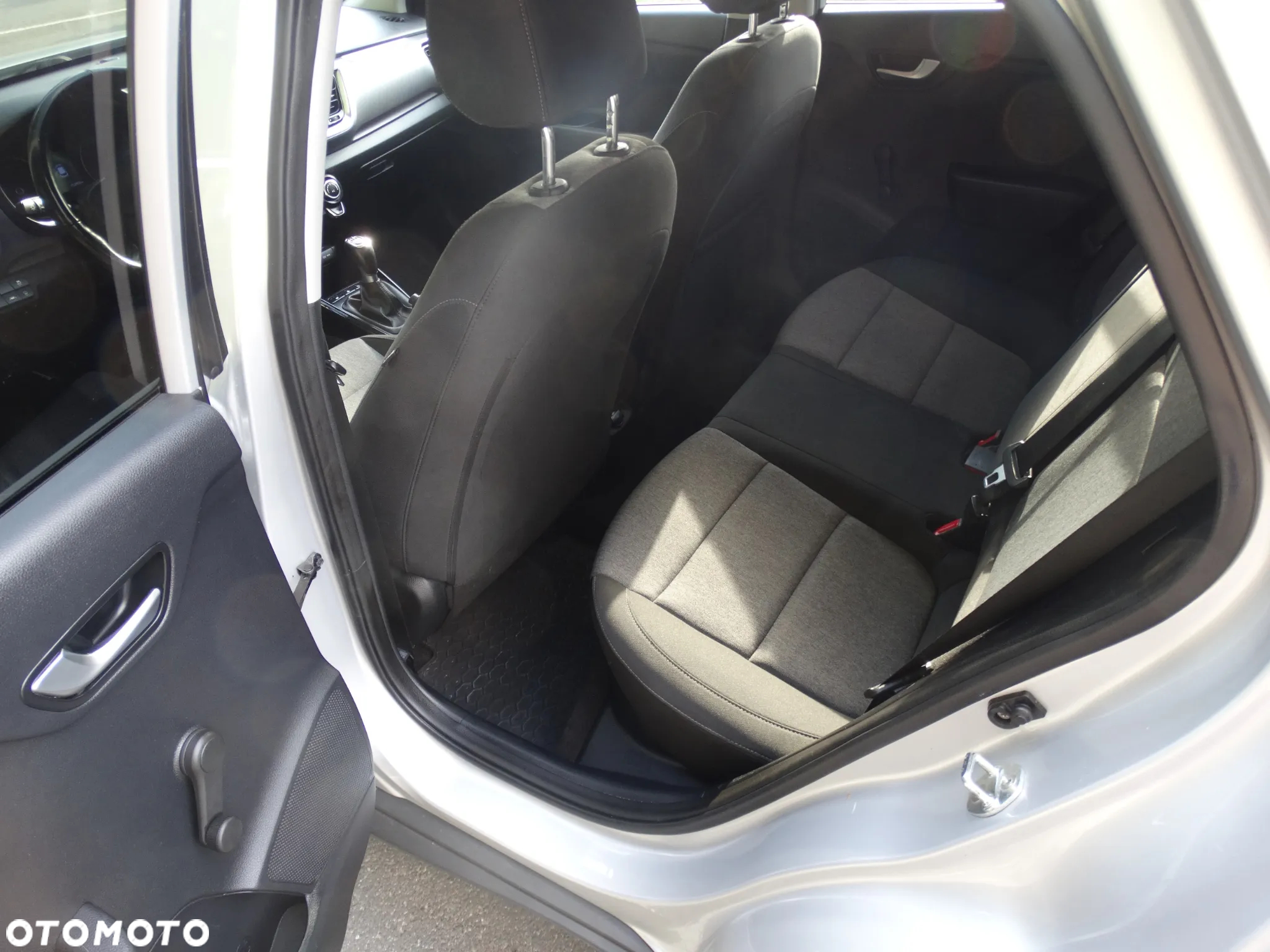 Kia Stonic - 11