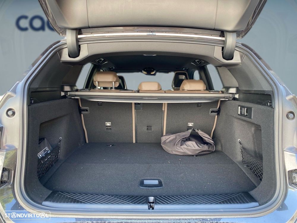 BMW X3 30 e xDrive Pack M Desportivo - 24