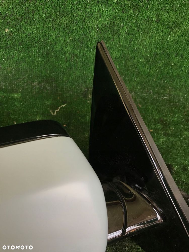 LUSTERKO PRAWE BMW E60 E61 LIFT 3PIN EU WW - 4