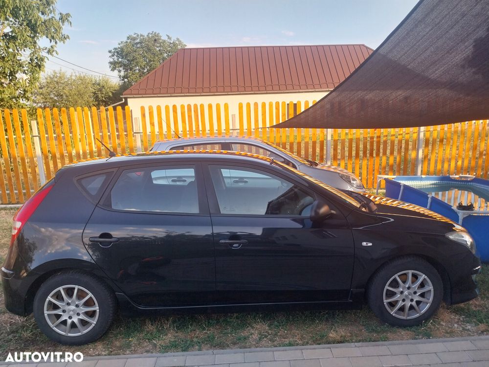 Hyundai i30 1.4 FIFA WM Edition - 12