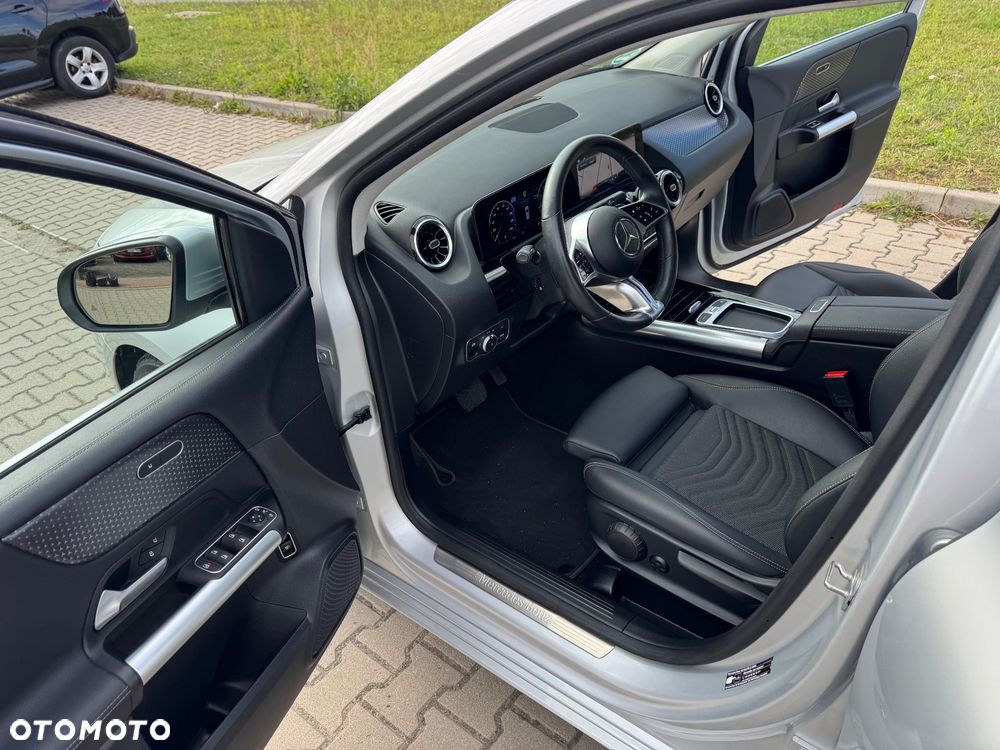Mercedes-Benz Klasa B 180 Progressive 7G-DCT - 25