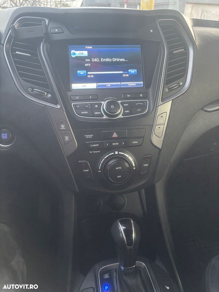 Hyundai Santa Fe 2.2 CRDi 4WD 7 seats Luxury+ - 14