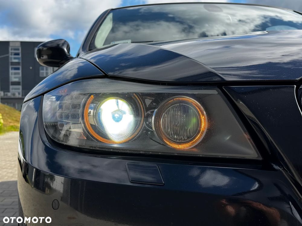 BMW Seria 3 - 24
