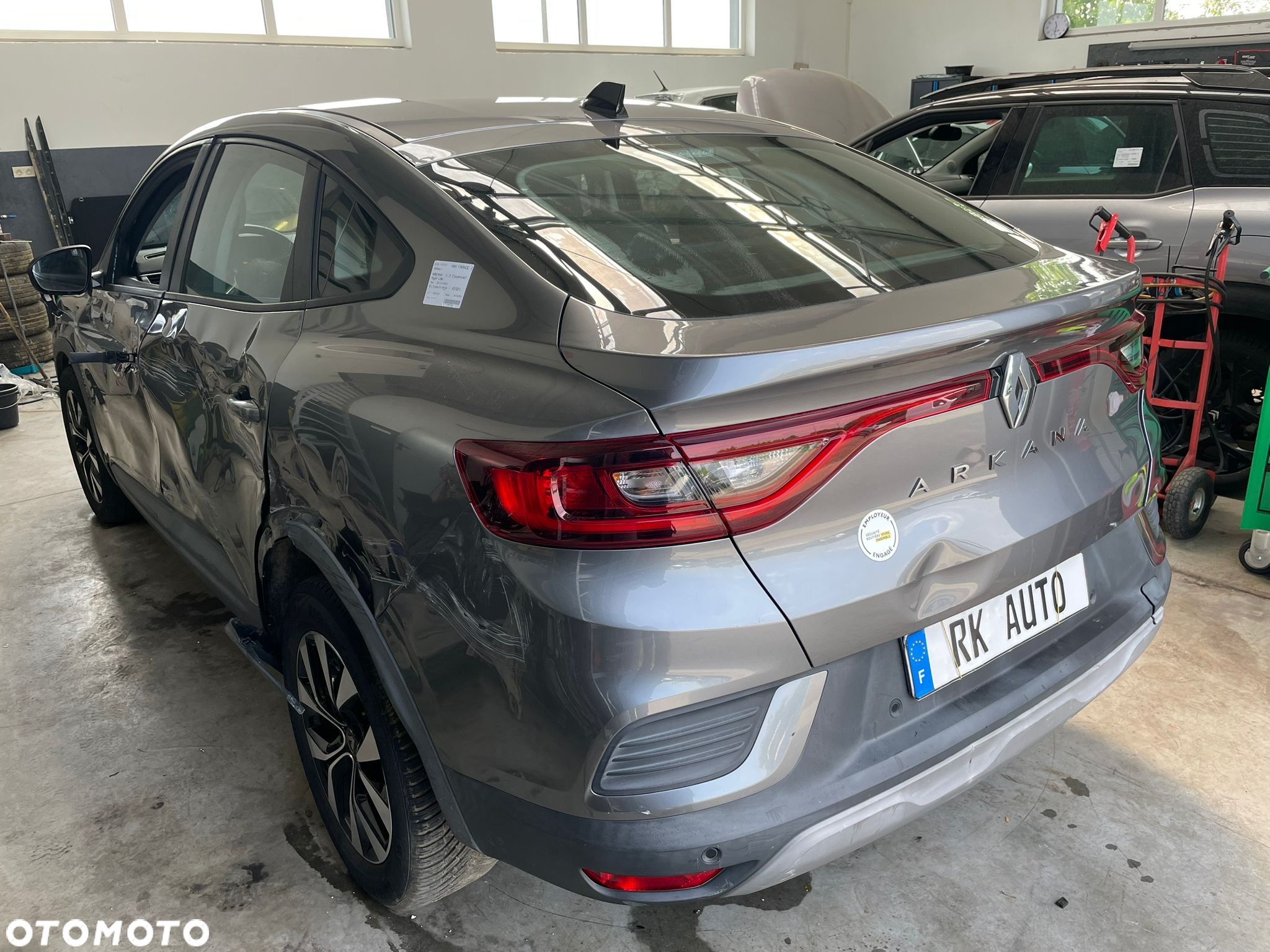 Renault Arkana 1.3 TCe mHEV Equilibre EDC - 13