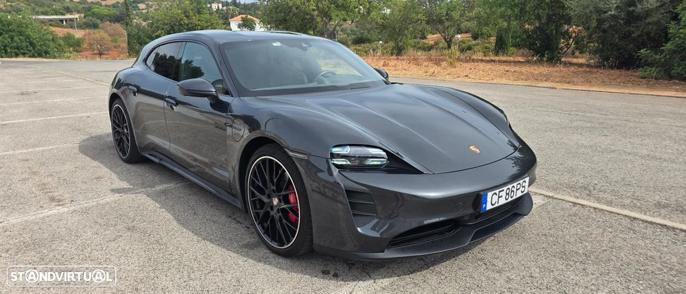 Porsche Taycan - 6