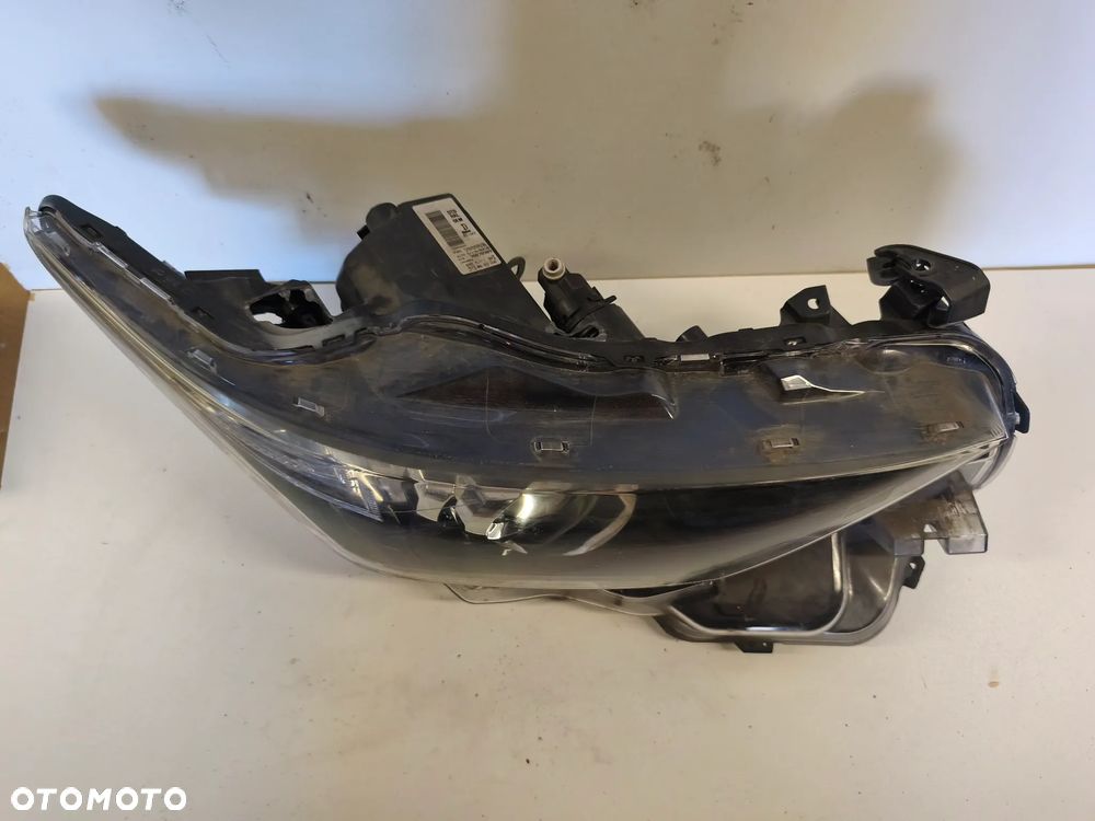 LAMPA PRZÓD PRZEDNIA PRAWA TOYOTA AURIS II LIFT SOCZEWKA LED 81110-02K30 - 3