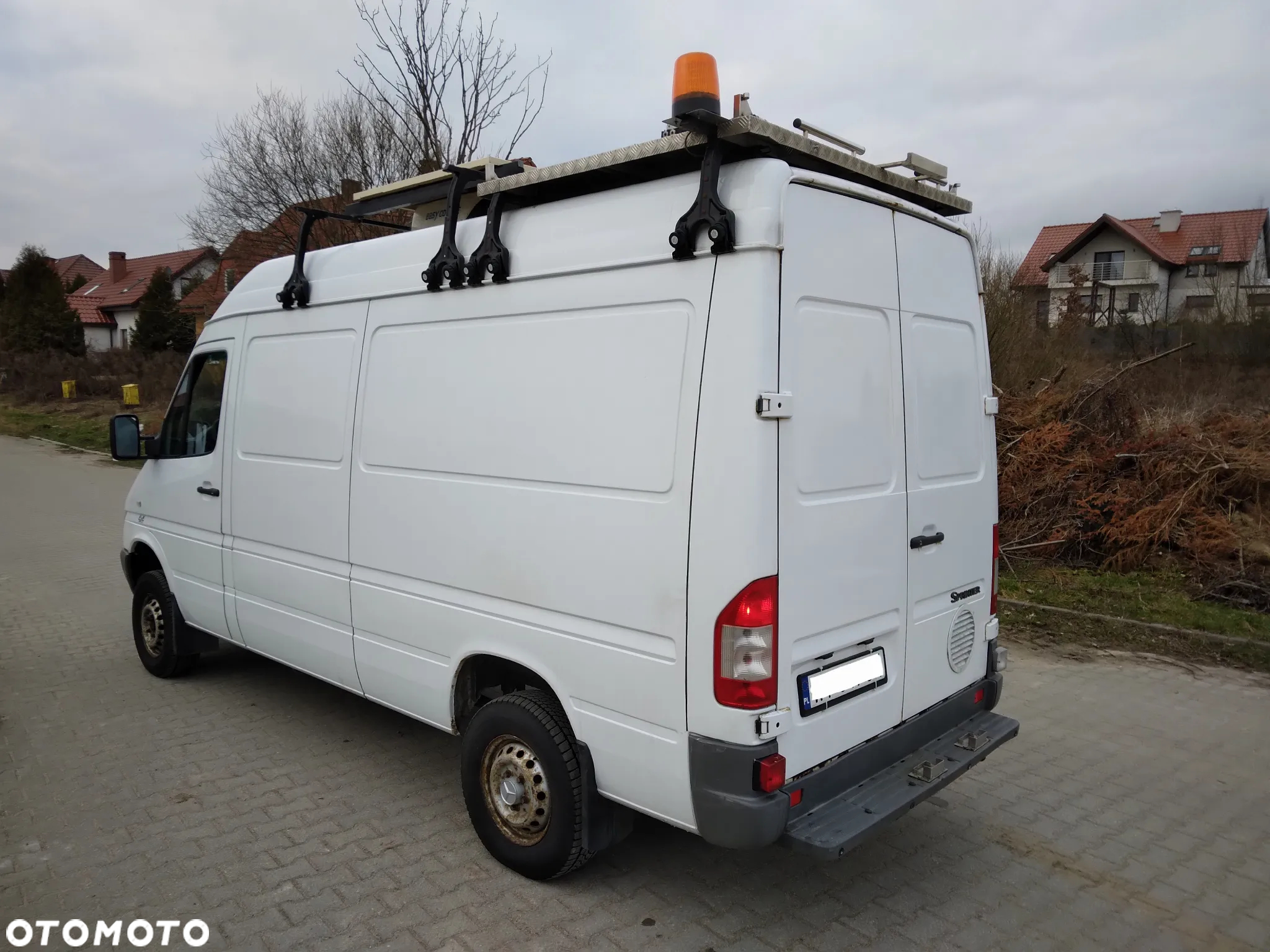 Mercedes-Benz Sprinter - 6