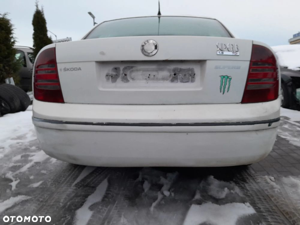 SKODA SUPERB ZDERZAK TYLNY TYŁ KOLOR: LF9E - 1