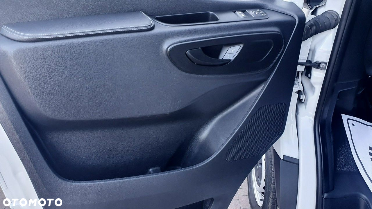Mercedes-Benz Sprinter - 38