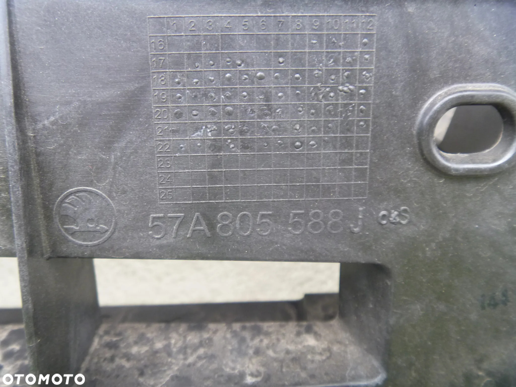 SKODA KAROQ 57A805588J PAS PRZEDNI WZMOCNIENIE ORYGINAŁ - 4