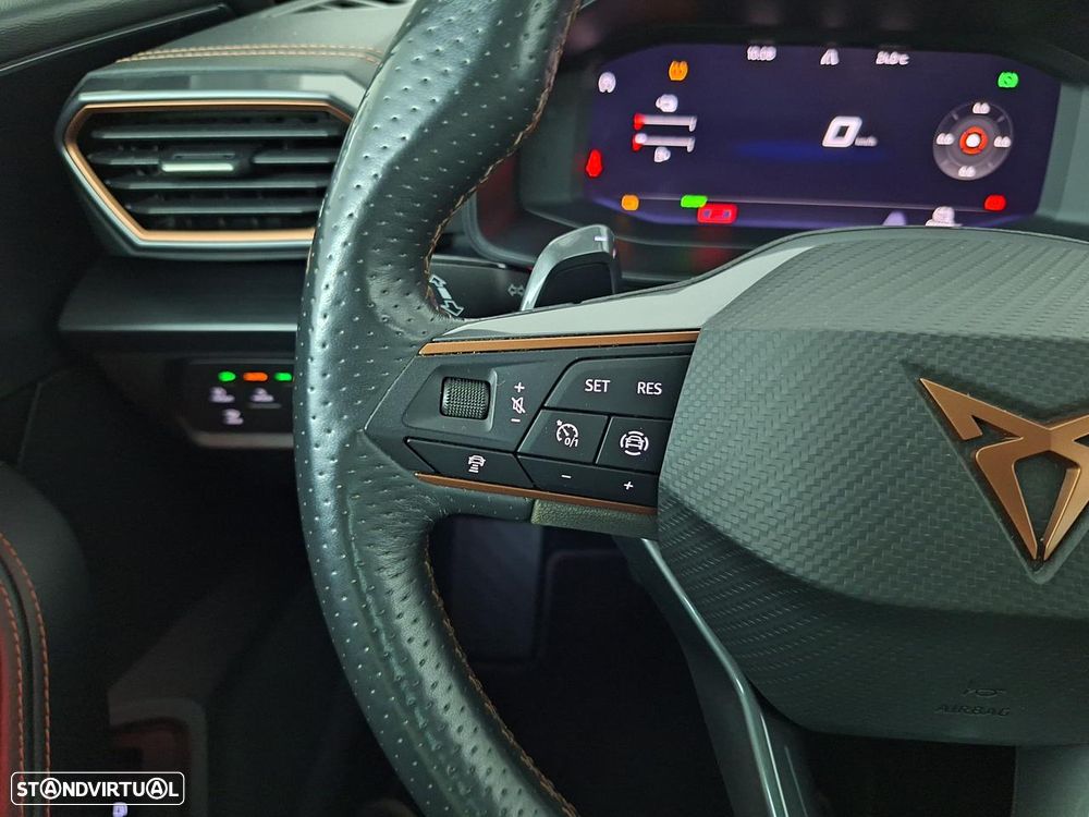 Cupra Formentor 1.4 e-Hybrid Sport DSG - 25