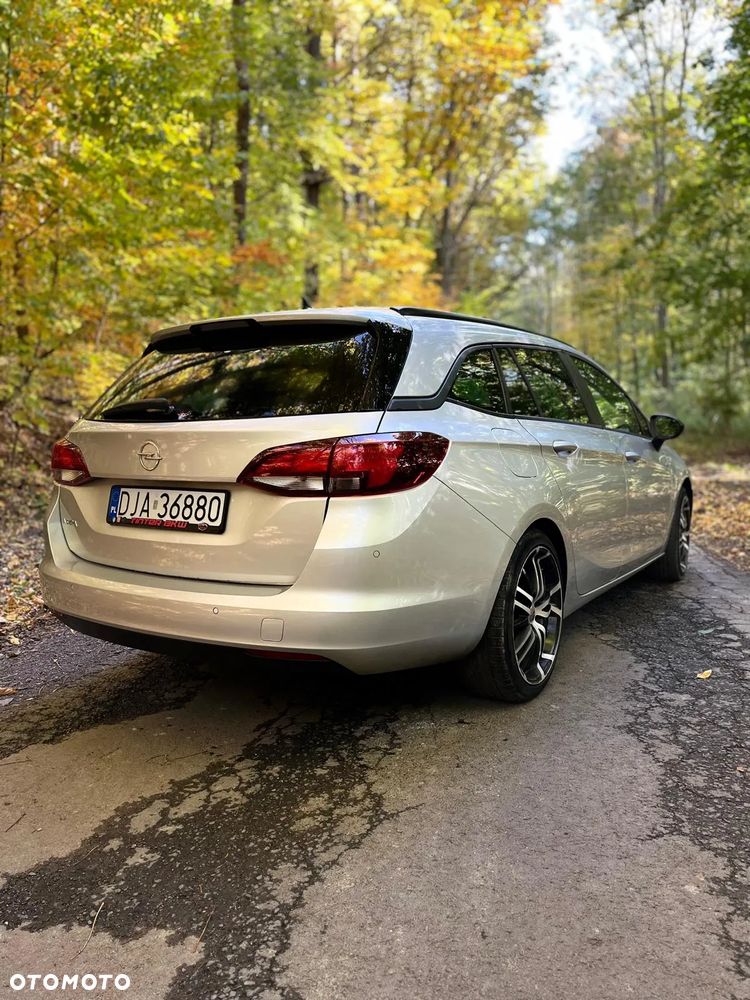 Opel Astra 1.2 T Elegance S&S - 6