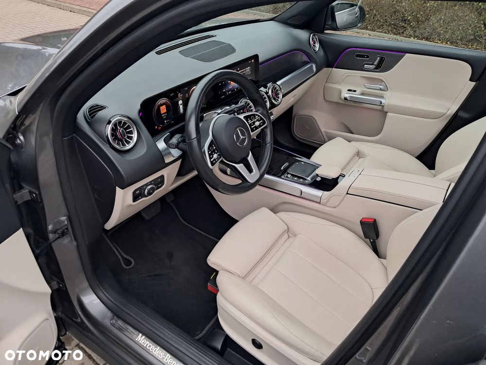 Mercedes-Benz GLB 200 d 8G-DCT Progressive Advanced - 17