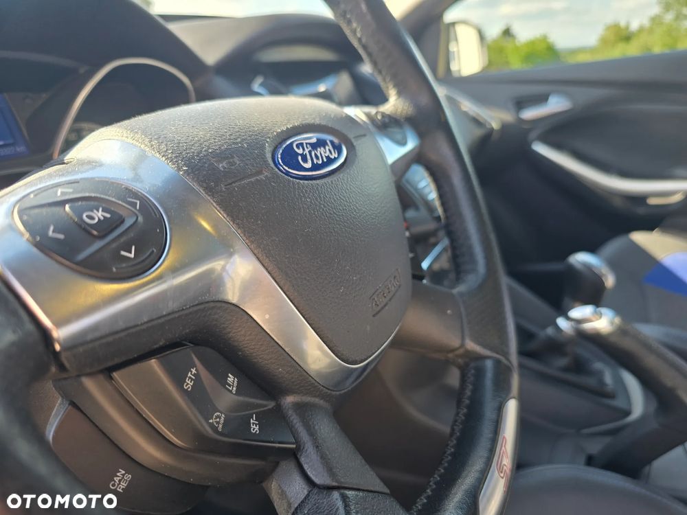 Ford Focus 2.0 EcoBoost ST - 21