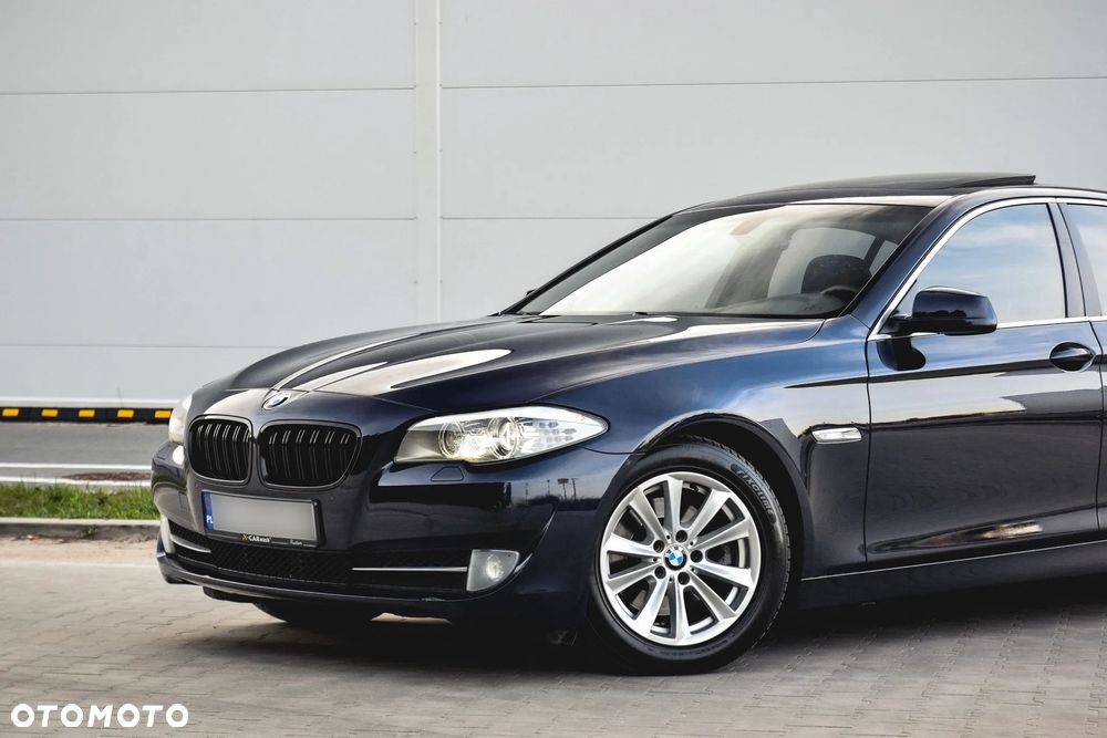 BMW Seria 5 520i - 9