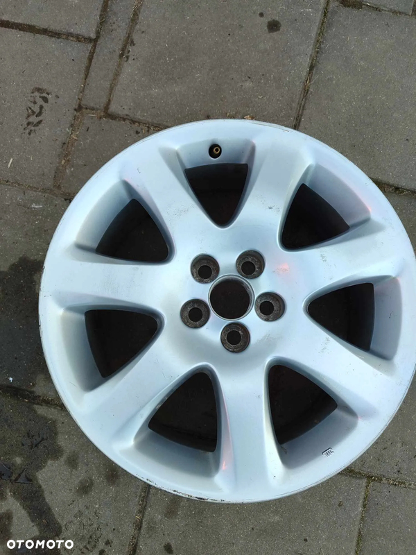 Felga aluminiowa Toyota 5x100 R17