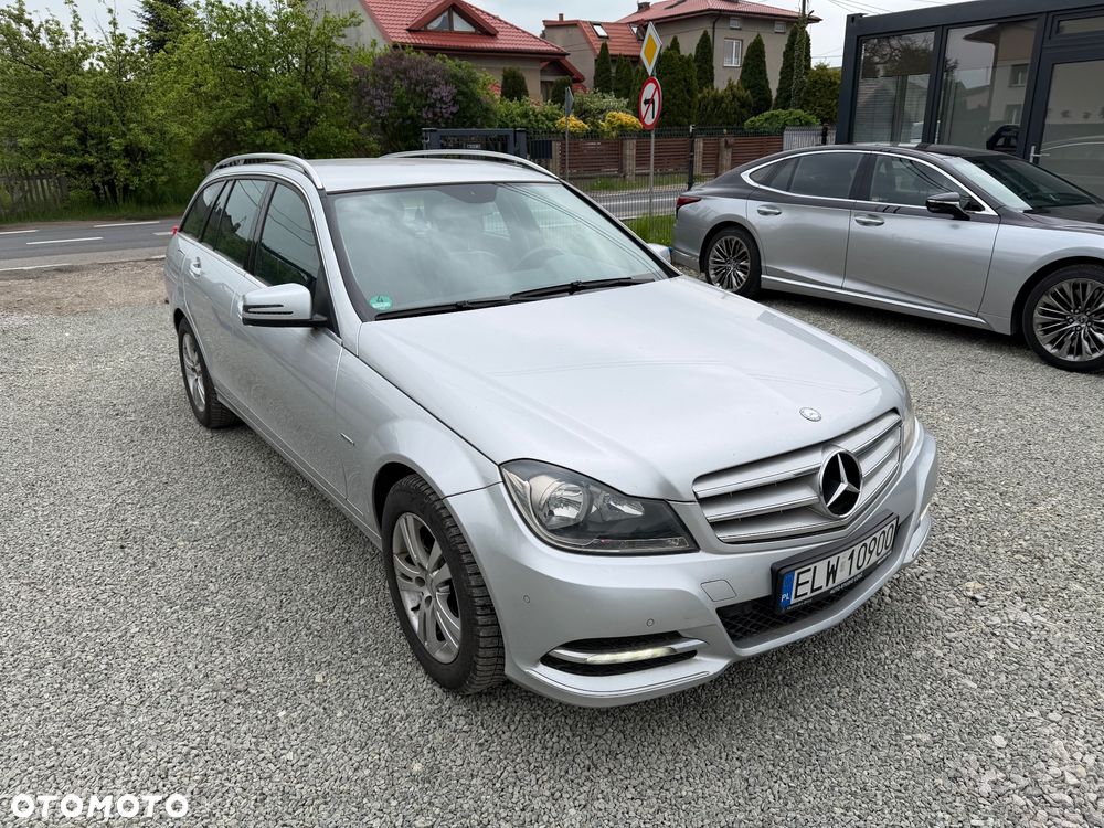 Mercedes-Benz Klasa C 180 BlueEFFICIENCY 7G-TRONIC Avantgarde - 3