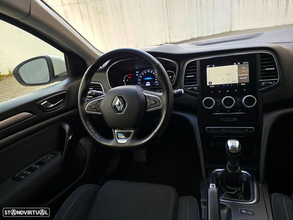 Renault Mégane Sport Tourer 1.3 TCe Limited - 40