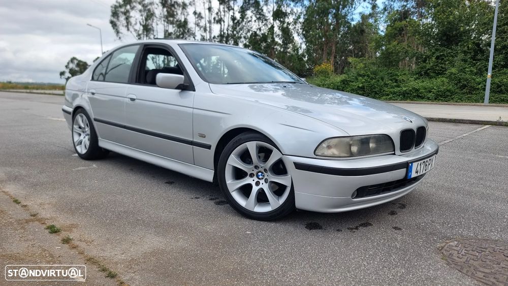 BMW 520 - 1