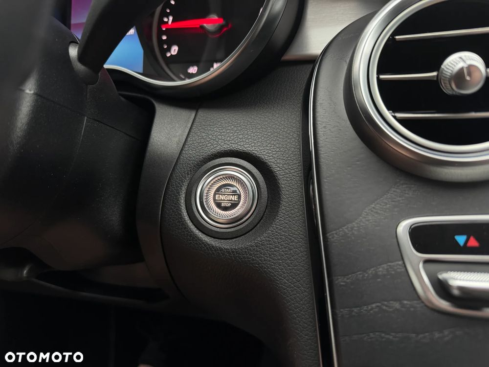 Mercedes-Benz Klasa C 220 d 9G-TRONIC Exclusive - 28