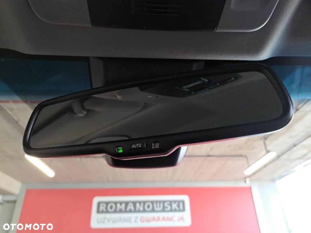 Toyota Camry 2.5 Hybrid Prestige CVT - 31