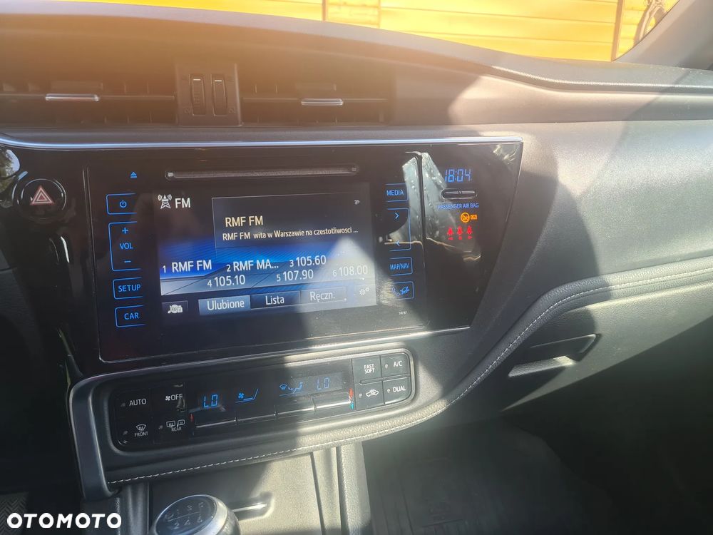 Toyota Corolla 1.6 Comfort - 5